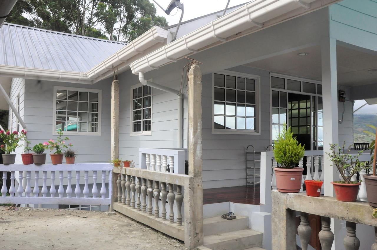 Azrien Homestay Kampong Kundassan Eksteriør billede